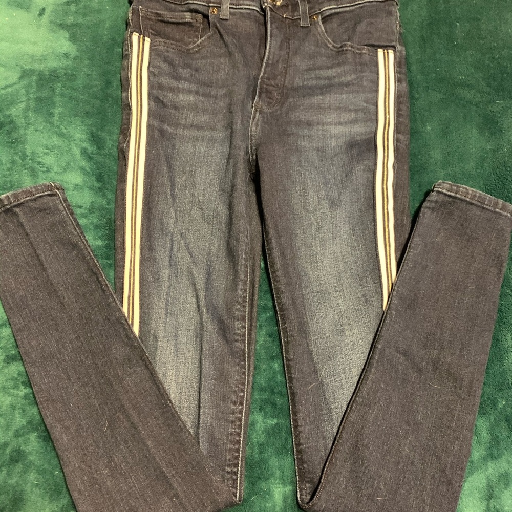 Like New Express Denim Perfect Straight Leg Jeans - Picture 5 of 5